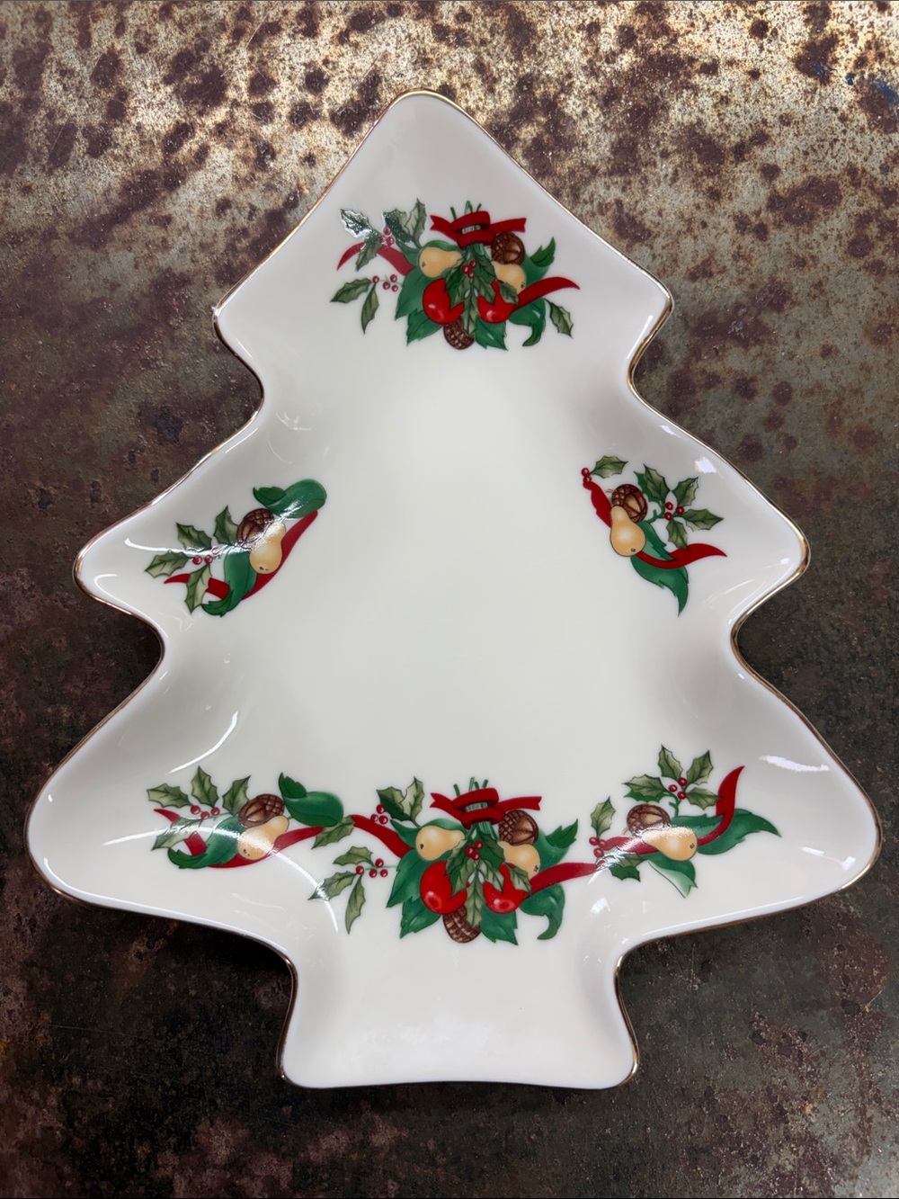 AMC Japan Christmas Tree Porcelain Candy Dish Trinket Gold Trim Excellent VTG